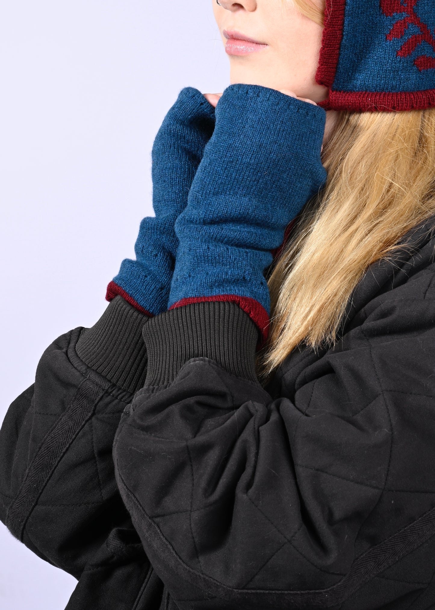 Handmade Cashmere Lambswool Knitted Wrist Warmers - Fingerless Gloves in Blue and Red