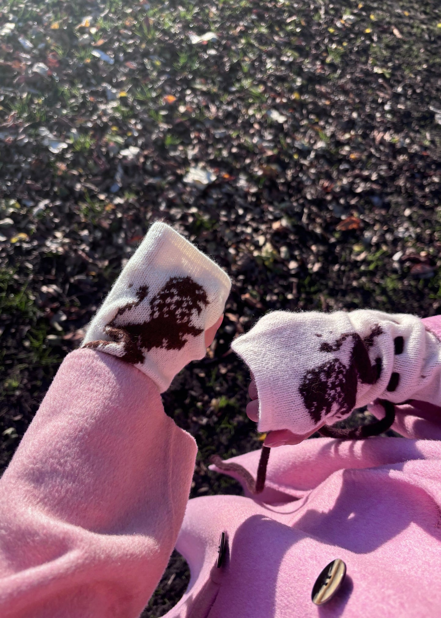 "Strength" Wrist Warmers – Lambswool & Cashmere Fingerless Gloves in Burgundy and Cream