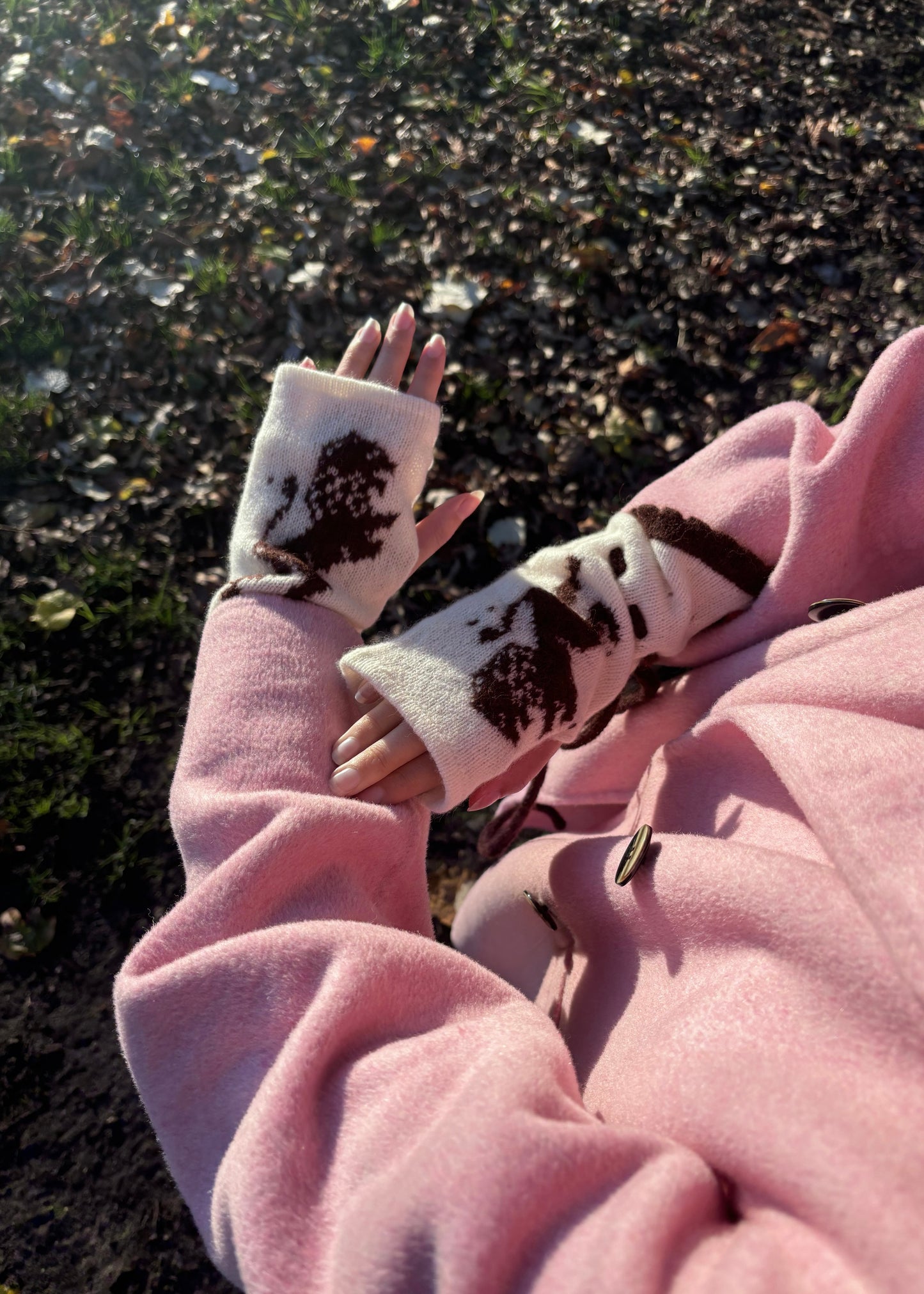 "Strength" Wrist Warmers – Lambswool & Cashmere Fingerless Gloves in Burgundy and Cream
