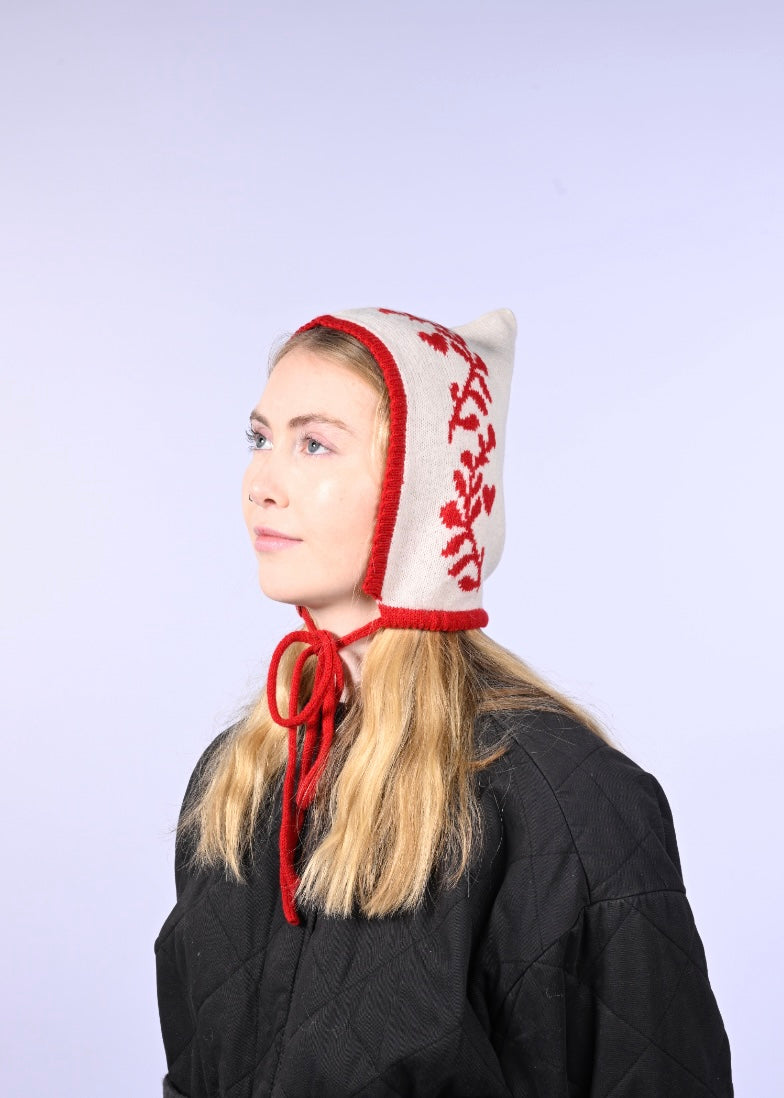 Cashmere Knitted Bonnet - Laurel leaf Pixie Hood in Red and Cream